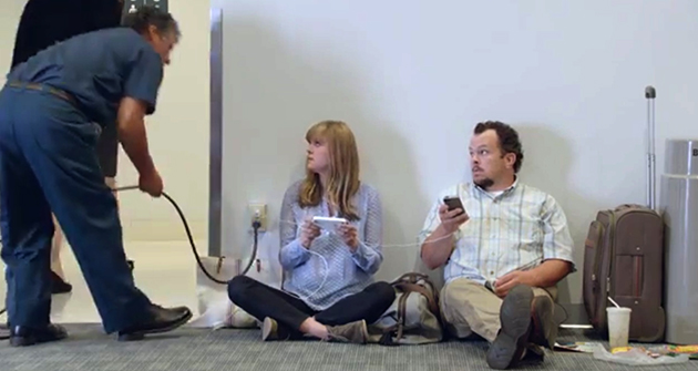 samsung-anuncio-bateria-aeropuertos-1