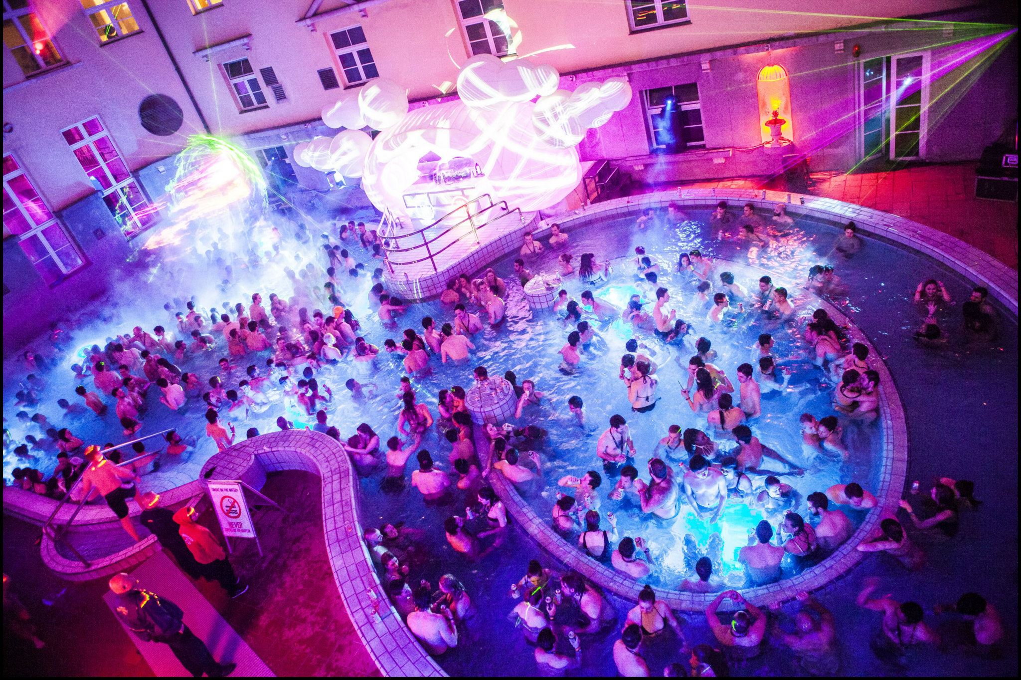 Lukacs-Baths-Pool-Party-Budapest