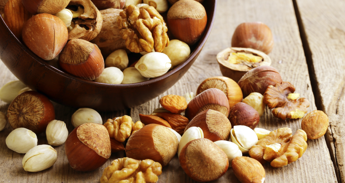 Háztelo tú mismo: almendras, avellanas, cacahuetes, arándanos… Un imprescindible, pues aportan mucha energía y constituyen el perfecto snack saludable.